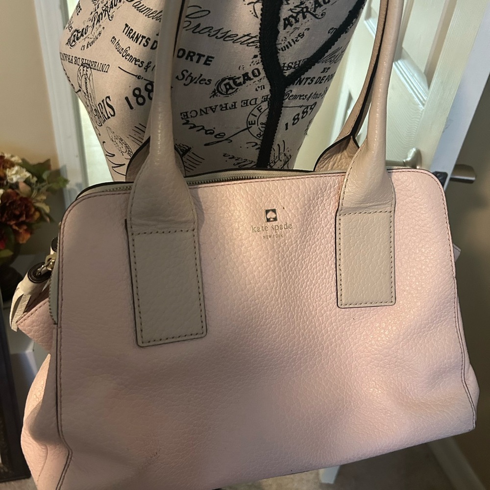 Kate Spade Light Pink Shoulder Bag